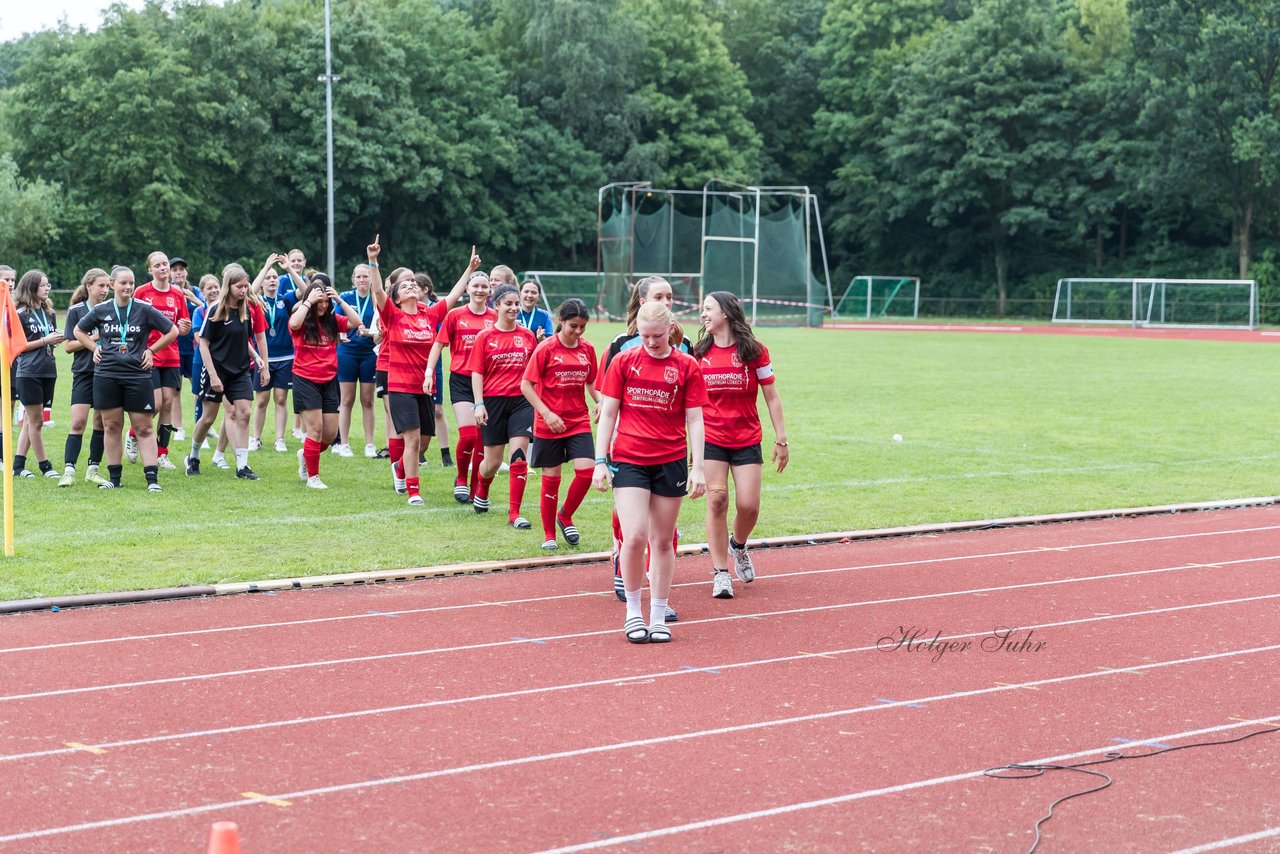 Bild 203 - Loewinnen Cup